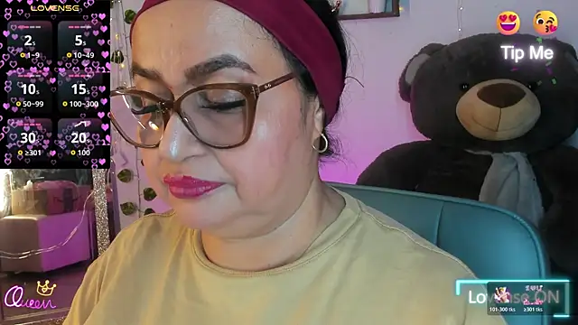 Snapshot of Gia_Nahomi chatting on 28, 5, 2026 Gia Nahomi online show from 28, 5, 2026
