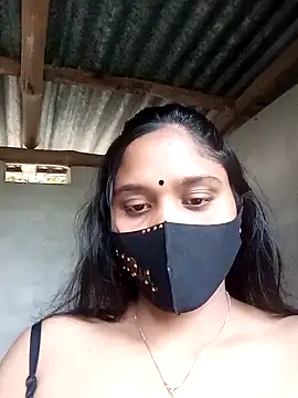 Snapshot of Hot_Maleka chatting on 2, 2, 2025 Hot Maleka online show from 2, 2, 2025