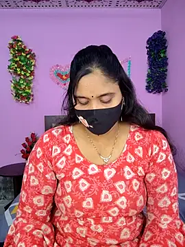 Hot Maleka online show from 5, 11, 2025