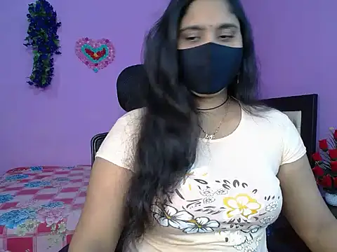 Hot Maleka online show from 12, 4, 2026