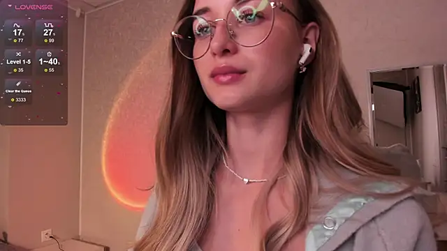 Tiffanyhunt online show from 30, 9, 2025