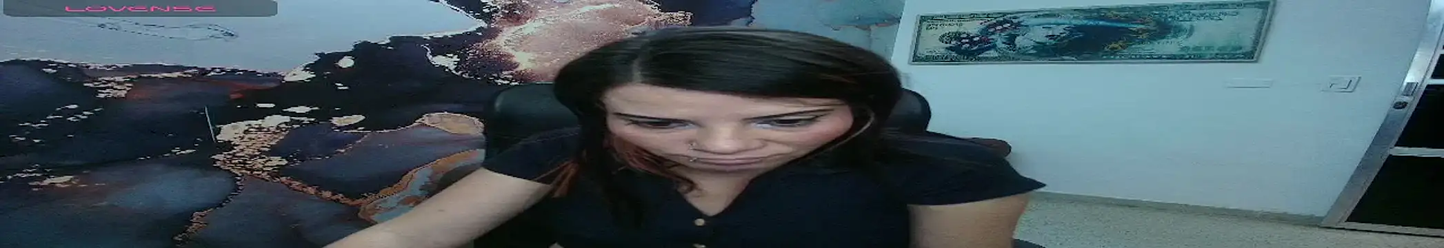 DanaaRey online show from 7, 10, 2025