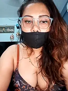 Cute-mona online show from 13, 3, 2025