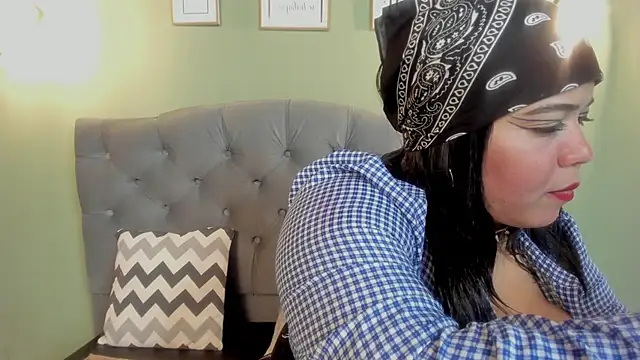 Snapshot of KRYSTENMOON chatting on 30, 1, 2025 KRYSTENMOON online show from 30, 1, 2025