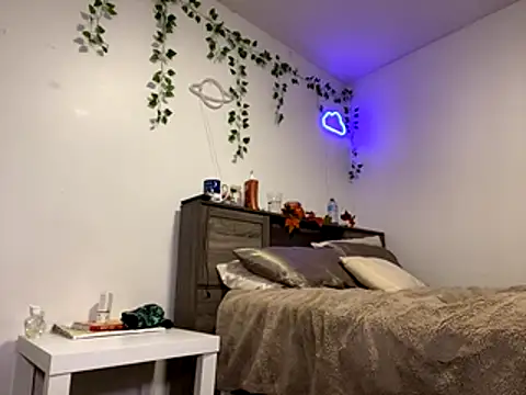 Kittyymaze1 online show from 20, 10, 2025