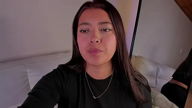 Rebeca Williams  online show from 25, 3, 2026