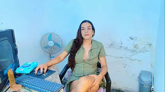 Oh Tique online show from 8, 3, 2026