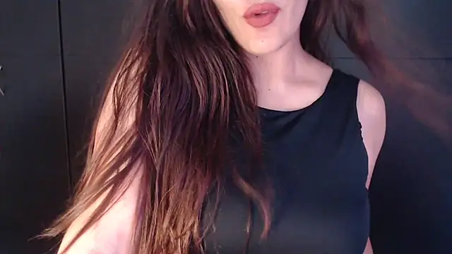 AdharaLujan online show from 17, 4, 2026