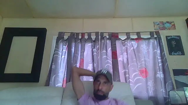 Snapshot of arrow13680 chatting on 18, 5, 2026 arrow13680 online show from 18, 5, 2026