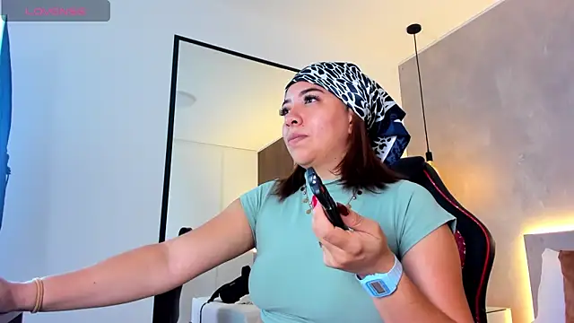 alma fenix online show from 25, 10, 2025