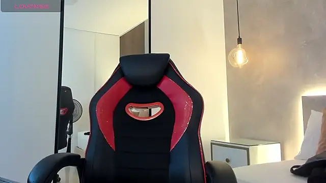 alma fenix online show from 29, 10, 2025