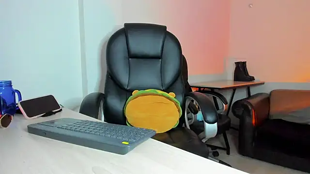 alma fenix online show from 26, 3, 2026