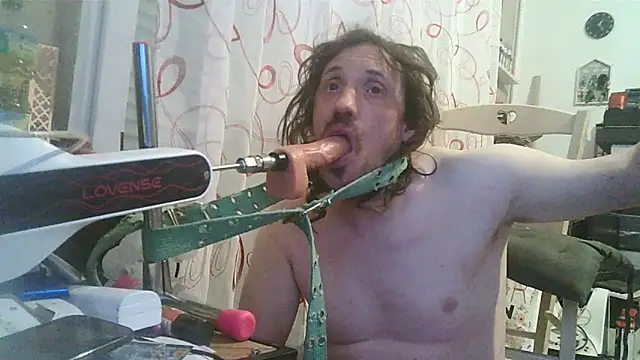 cyril020202 online show from 11, 4, 2026