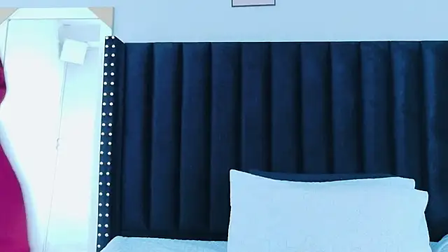 hotlatinateacher online show from 8, 3, 2026