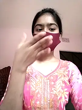 Snapshot of Arisha- chatting on 17, 12, 2025 Arisha- online show from 17, 12, 2025