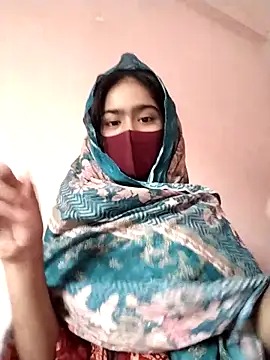 Snapshot of Arisha- chatting on 21, 12, 2025 Arisha- online show from 21, 12, 2025