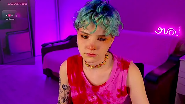 School Love online show from 18, 12, 2024