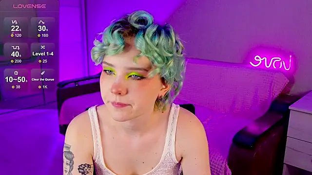 School Love online show from 15, 1, 2025