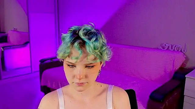 School Love online show from 16, 1, 2025