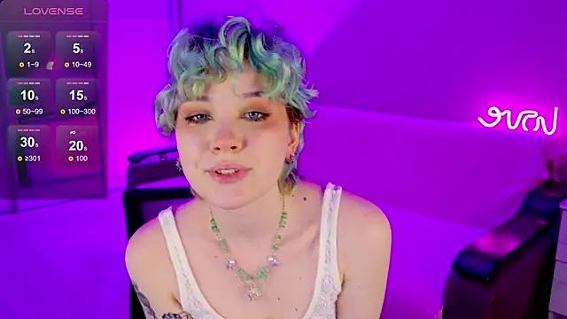 School Love online show from 20, 1, 2025