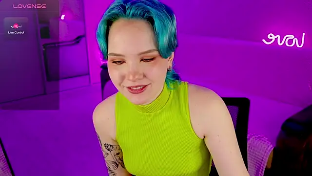 School Love online show from 7, 2, 2025