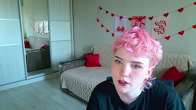 School Love online show from 25, 9, 2025