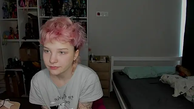 School Love online show from 18, 1, 2026