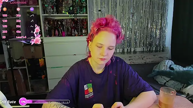 School Love online show from 9, 4, 2026