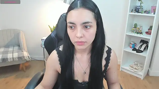 Snapshot of _BellaEvans_ chatting on 7, 3, 2026 BellaEvans online show from 7, 3, 2026