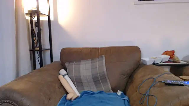 Ladystargazer1966 online show from 24, 2, 2025