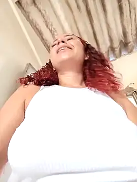 Mommy-Hot online show from 10, 10, 2025