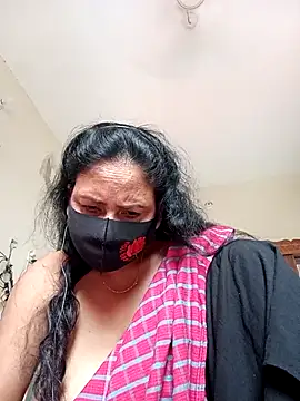Snapshot of Neha-Roy chatting on 5, 5, 2026 Neha-Roy online show from 5, 5, 2026