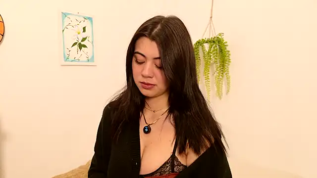 Zoe Benson online show from 12, 10, 2025