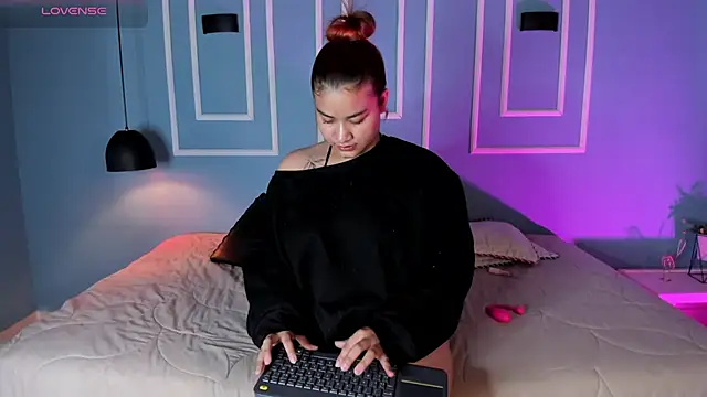 Snapshot of Zaily_zcc chatting on 1, 12, 2025 Zaily zcc online show from 1, 12, 2025