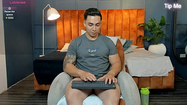 Ryan Hunt online show from 28, 1, 2025