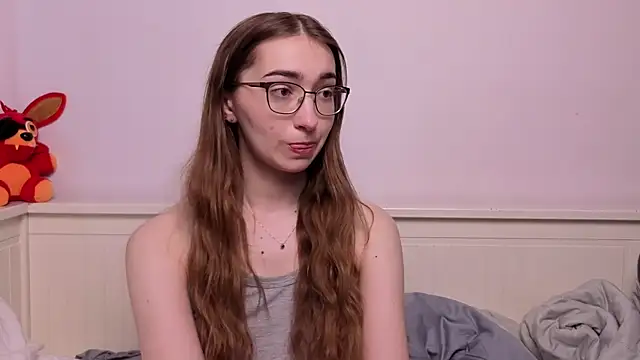 Snapshot of PollyBeev chatting on 30, 5, 2026 PollyBeev online show from 30, 5, 2026