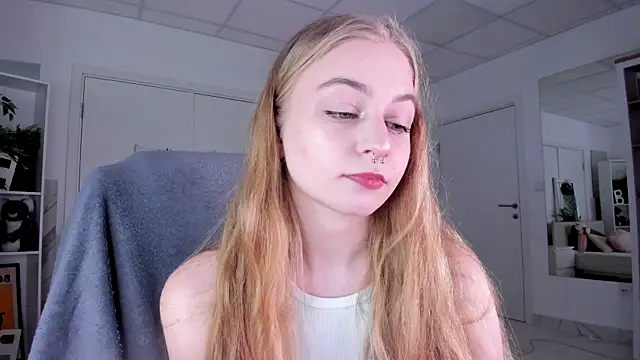 MiaMews online show from 6, 2, 2026