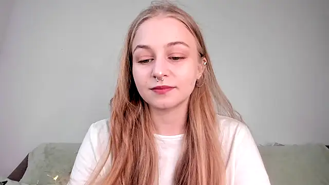 MiaMews online show from 12, 3, 2026