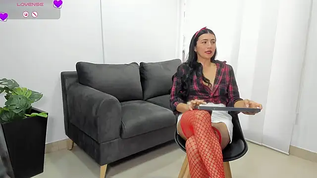 Snapshot of coniie_jhons chatting on 21, 3, 2026 coniie jhons online show from 21, 3, 2026