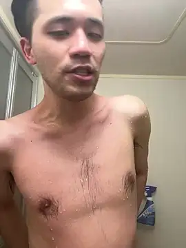 Snapshot of ryusei18570 chatting on 8, 2, 2025 ryusei18570 online show from 8, 2, 2025