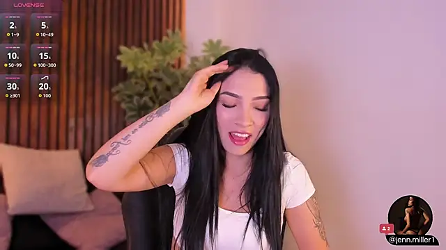 Jennmiiller  online show from 24, 10, 2025