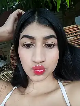 Julix A online show from 3, 1, 2025