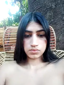 Julix A online show from 21, 1, 2025