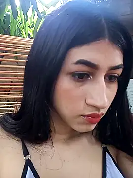 Julix A online show from 9, 2, 2025