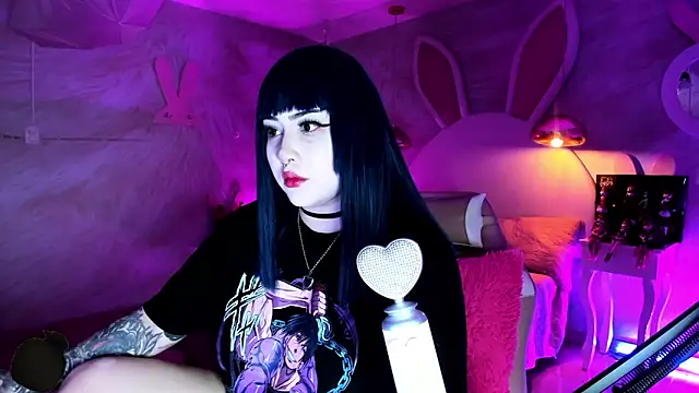 AHRI LEE online show from 7, 11, 2025