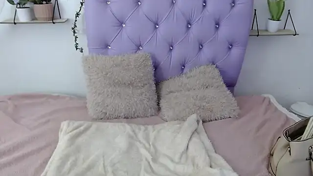 Freyja 01 online show from 26, 9, 2025