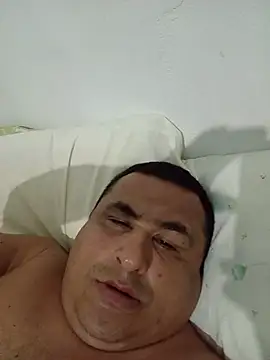 Snapshot of Pipuloc chatting on 24, 6, 2026 Pipuloc online show from 24, 6, 2026