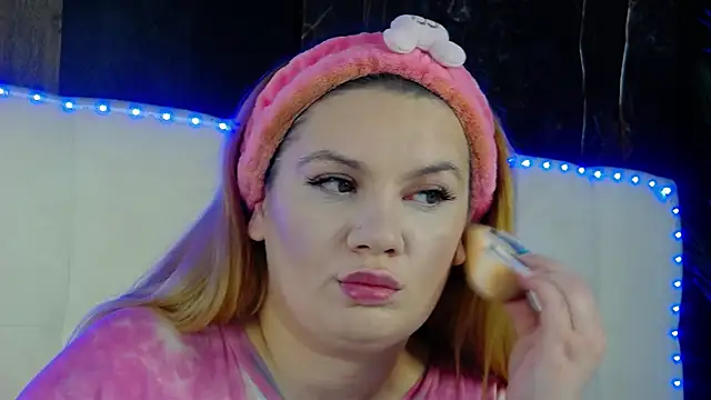 MelanieBrownn online show from 6, 4, 2026