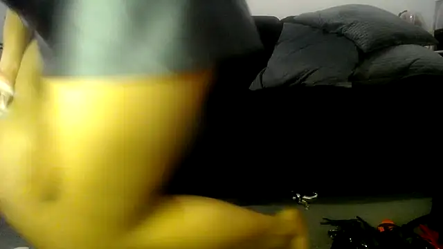 Niquitasparkles online show from 5, 2, 2025