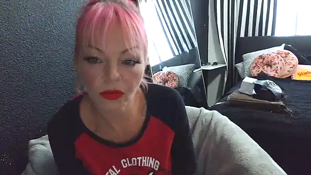 rileyraerhoads online show from 29, 9, 2025